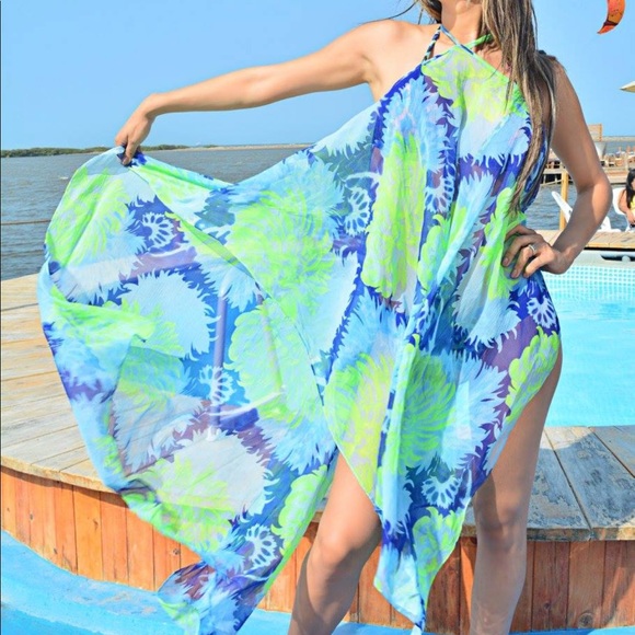 Coverlet - Picture 2 of 4